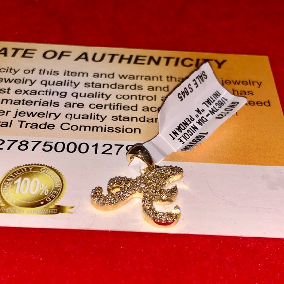 10k solid gold real Diamond A initial pendant, FREE APPRAISAL, free ship, Sale - Picture 11 of 13